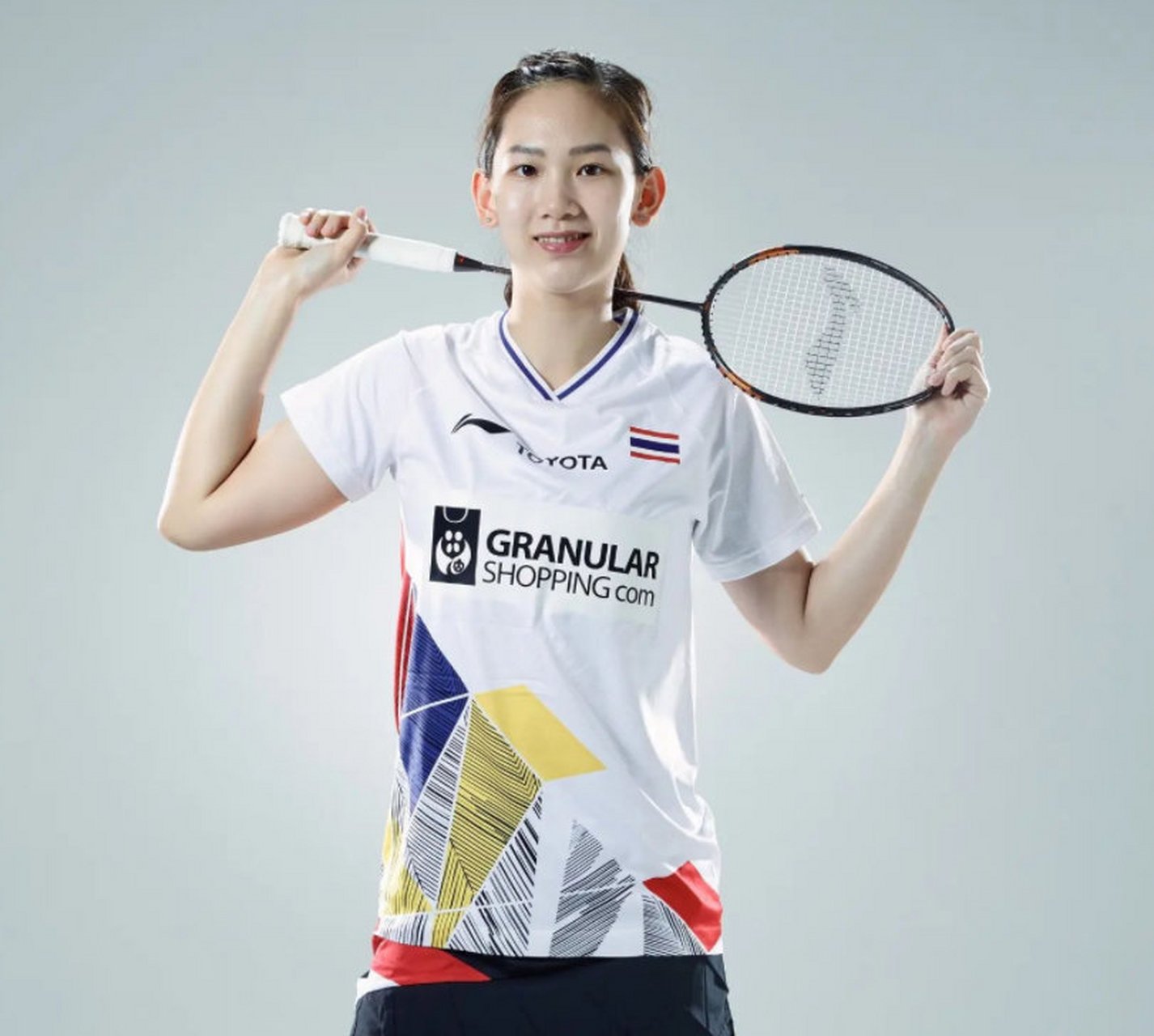 而西蒙斯在 而西蒙斯在